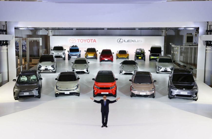 Akio Toyoda Presenting Full EV Lineup for Toyota and Lexus